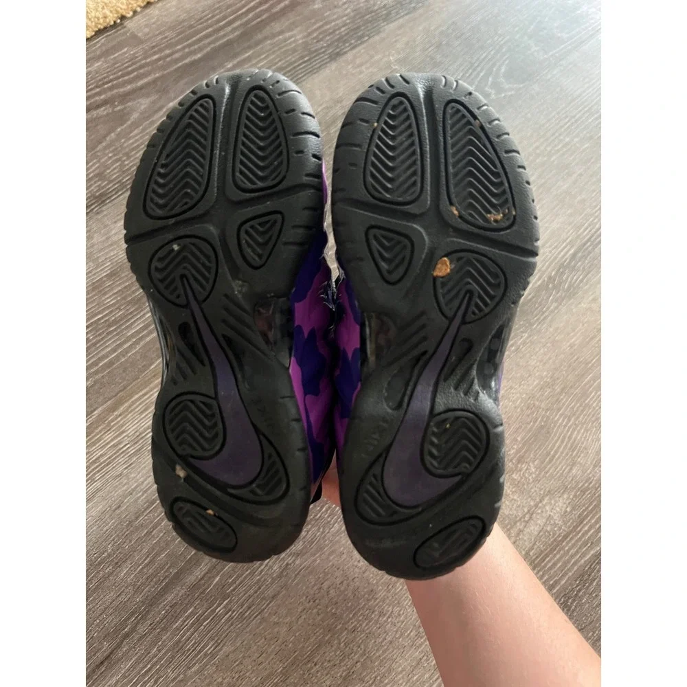 Nike Little Posite One Kids 11C Purple Camo Basketball Shoes 843755-012